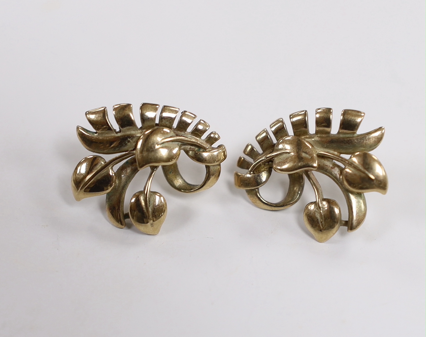 A pair of 9ct gold earrings, of scrolling foliate design, 20mm, 5.8 grams.
